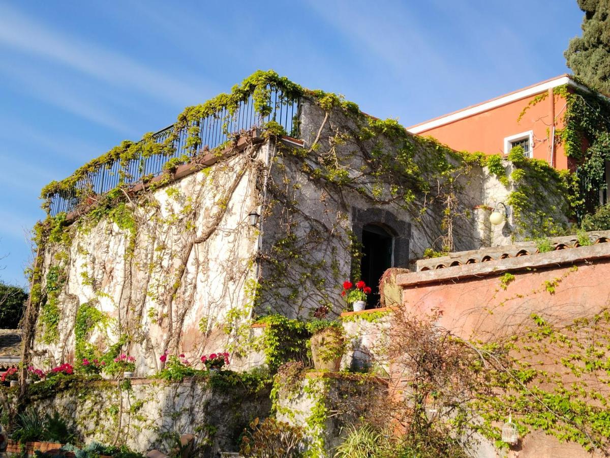 Il Giardino Dei Lucchesi - Country Houses Villa Aci Catena Eksteriør bilde